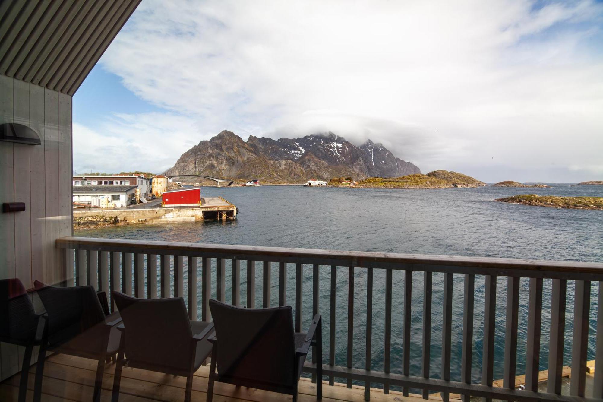 Ferienwohnung Bryggeleilighet I Henningsvær Exterior foto